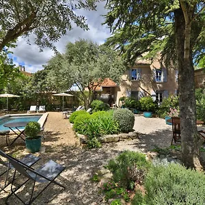 https://le-jardin-de-mazan.fr-provencehotel.com